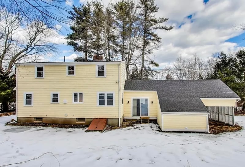 Building Photo - 215 Blue Hill Dr