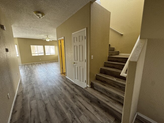 Building Photo - 1131 Pacaya Dr NW