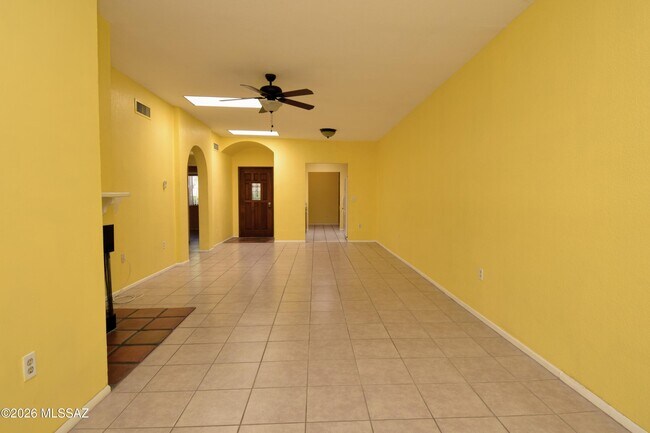 Building Photo - 3352 E Popinac Loop