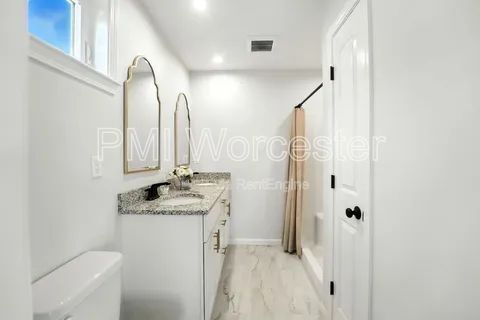 Building Photo - 5 Millie's Wy