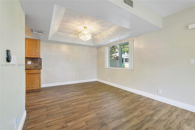 Building Photo - 937 NW 104th Way