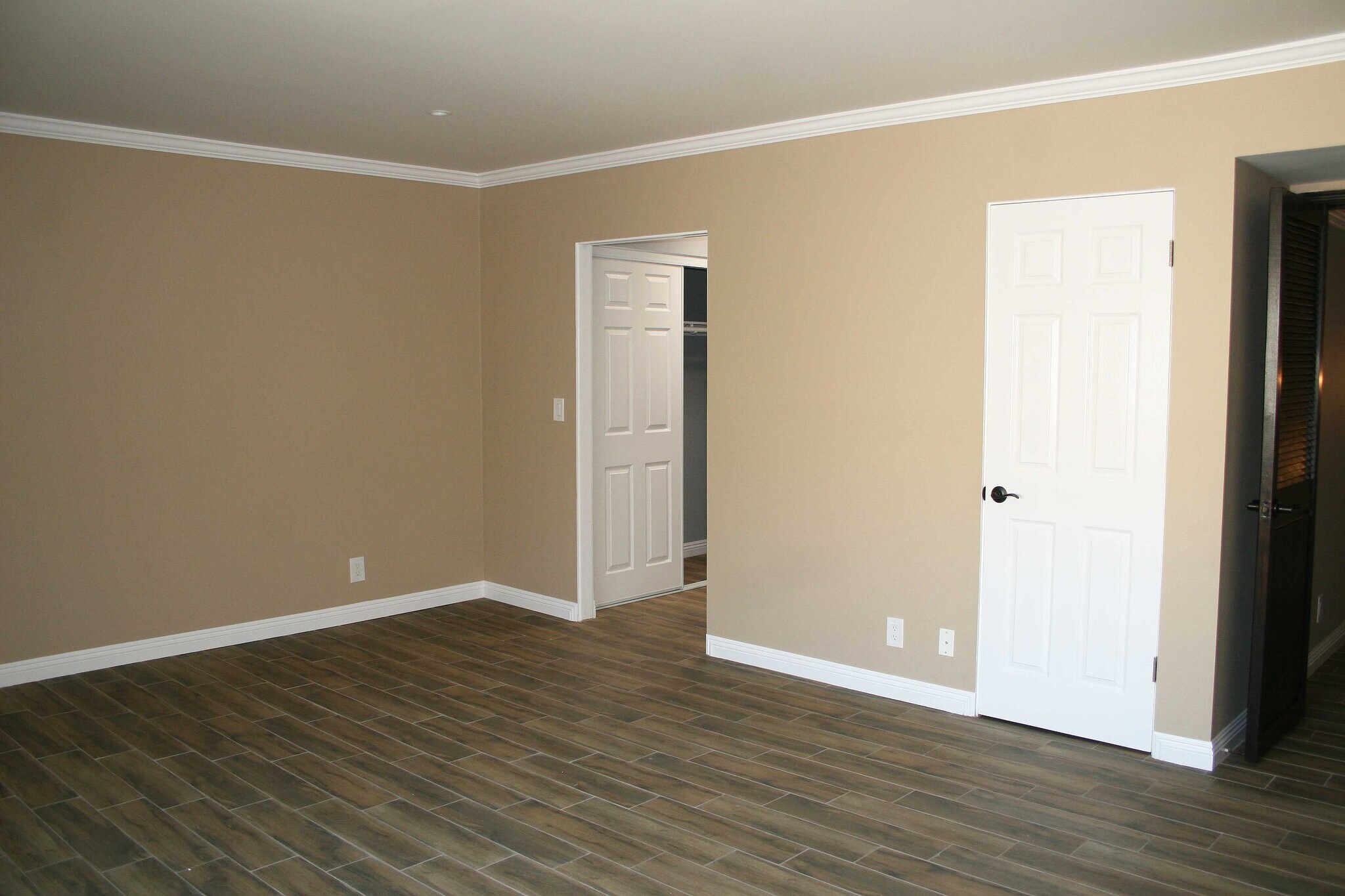 Building Photo - 13065 Mindanao Way