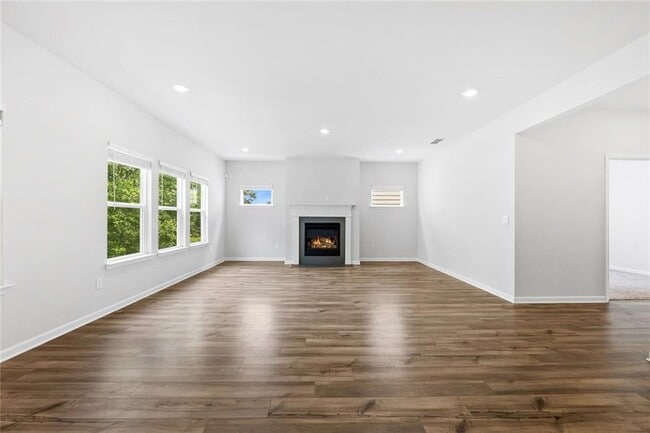 Building Photo - 5021 Silver Canoe Wy