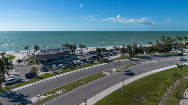 Building Photo - 5500 Bonita Beach Rd SW