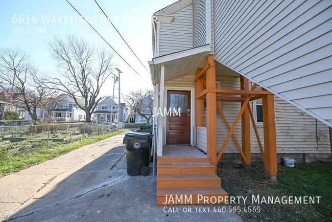 Building Photo - 6616 Wakefield Ave