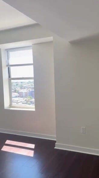 Building Photo - 88 Clifton Pl