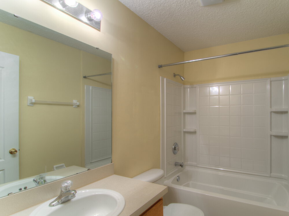 Building Photo - 2509 Victoria Point Dr