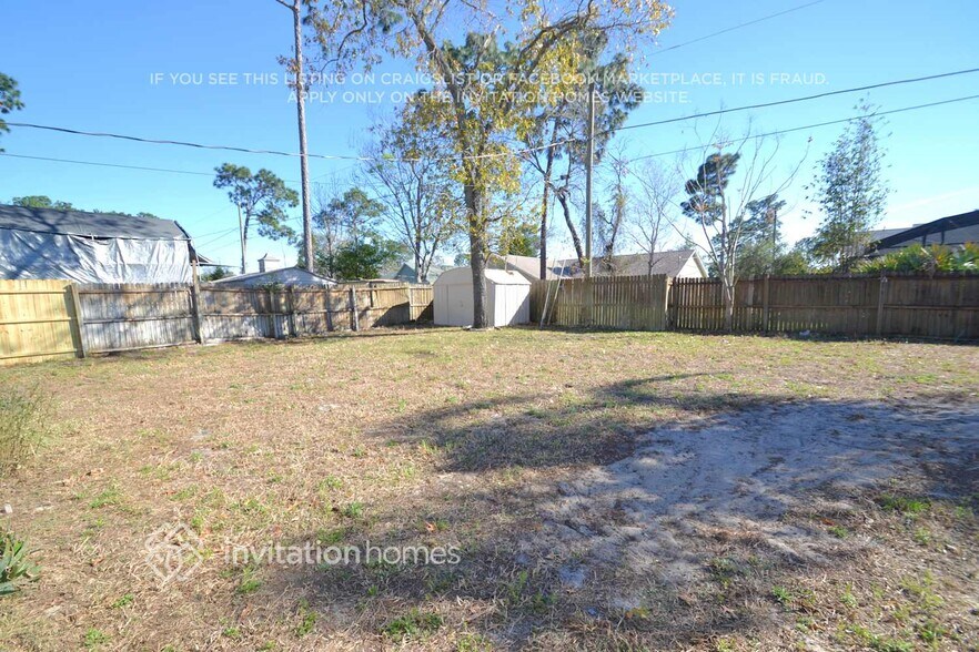 Building Photo - 3074 Mapleshade St