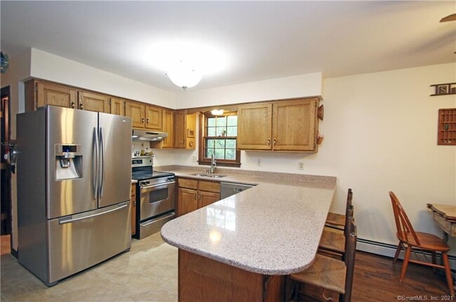 Building Photo - 854 Bullet Hill Rd