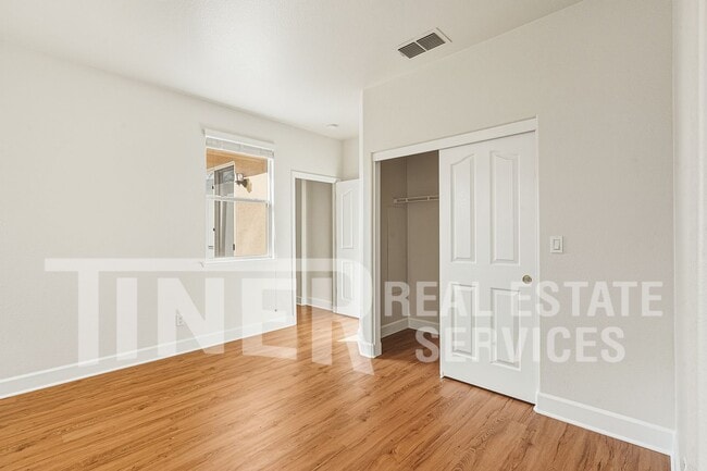 Building Photo - 2500 Merlin Way