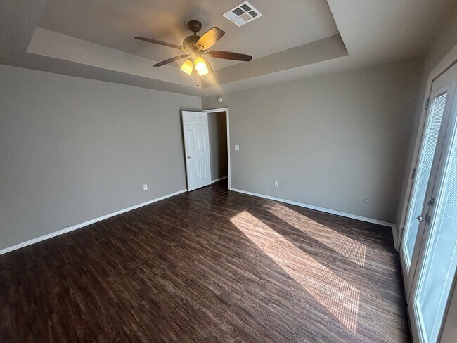 Building Photo - Beautiful 3 Bed 2 Bath in Norman
