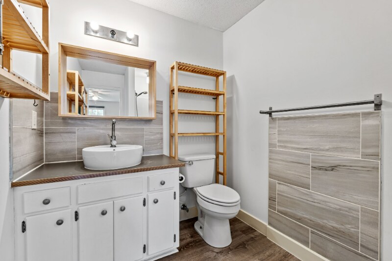 Building Photo - 111 Ticonderoga Dr