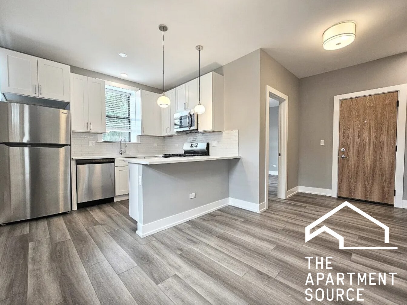 Building Photo - 3953 N Janssen Ave