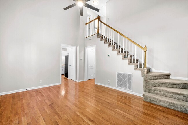 Building Photo - Charming Brick Home with Soaring Ceilings & Updated Finishes!
