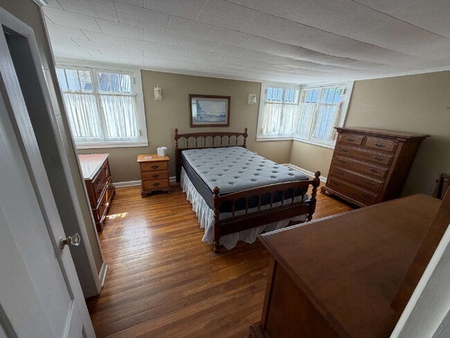Building Photo - *Very Spacious 3-Bedroom Apartment Available Now in LeRoy!*