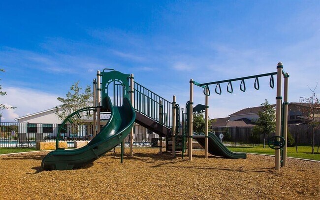Building Photo - 5412 Gooding Dr