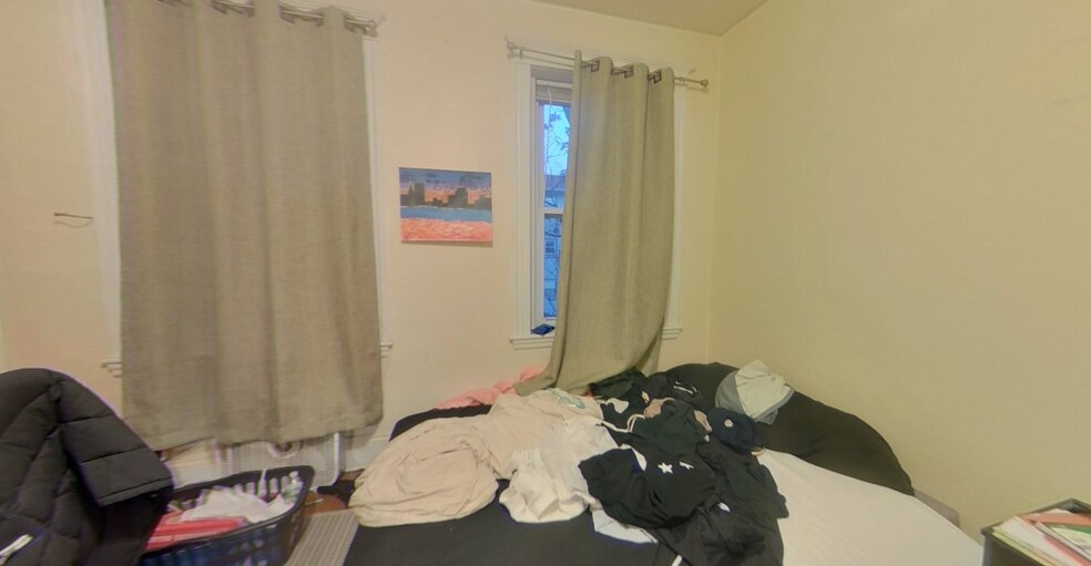 Building Photo - 1130 Commonwealth Ave