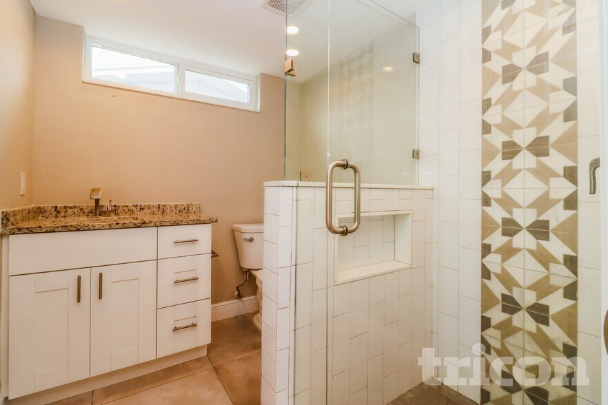 Building Photo - 1230 Kapok Kove Cir