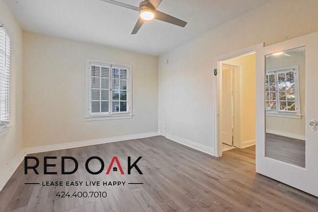 Primary Photo - Delightful and Cozy Top Floor Studio Featu...