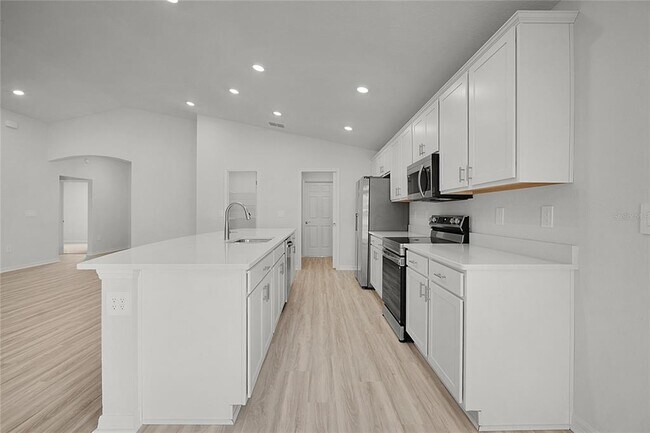 Building Photo - 1641 Astrid rd