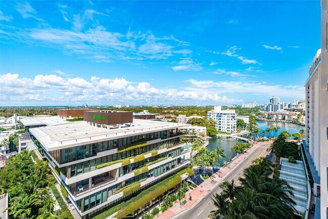 Building Photo - 2301 Collins Ave