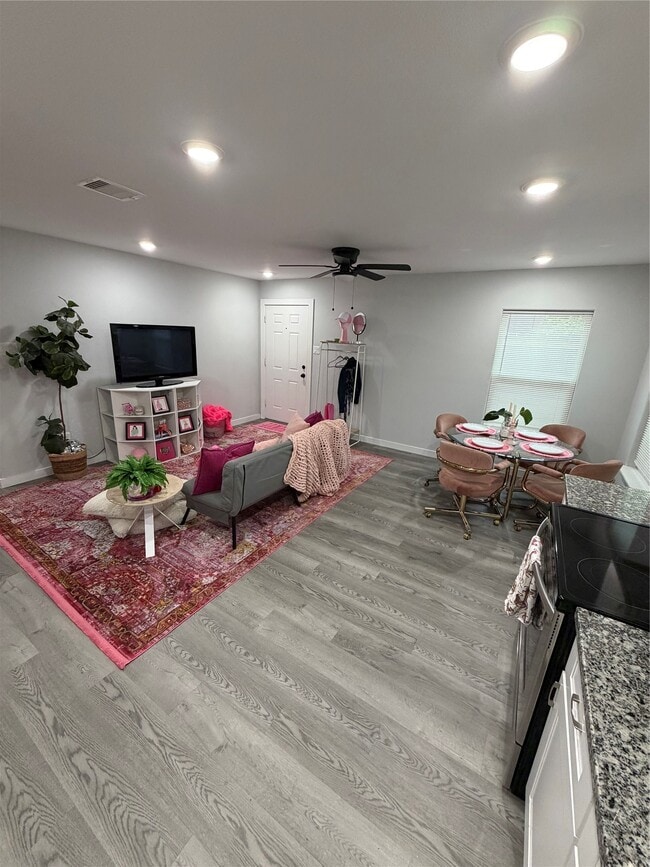 Building Photo - 7735 Orebo St