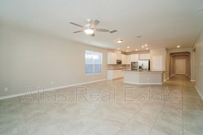 Building Photo - 4711 Montrose Wood