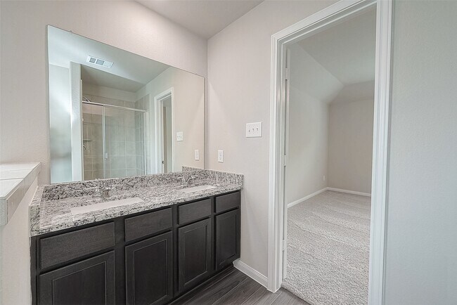 Building Photo - 2373 Tavo Trails Dr