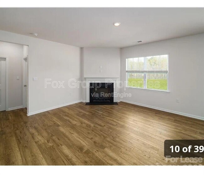 Building Photo - 132 Scotsway Ct