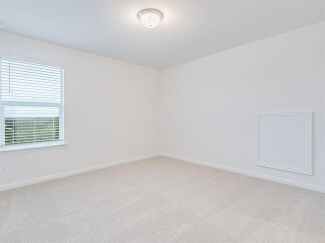 Building Photo - 260 Cathedral Mountain Dr