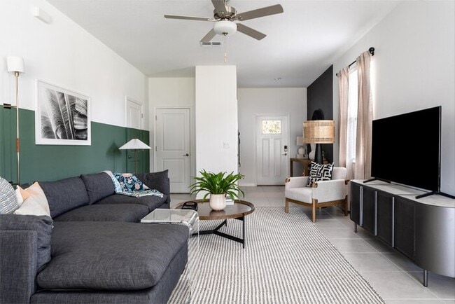 Building Photo - 2 MONTHS FREE!! APPLY NOW! 3BED 2.5BATH