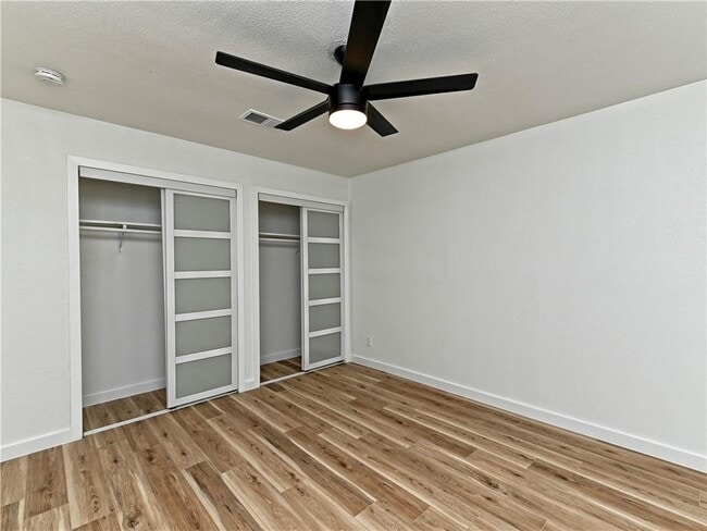 Building Photo - 1509 Oak Heights Dr