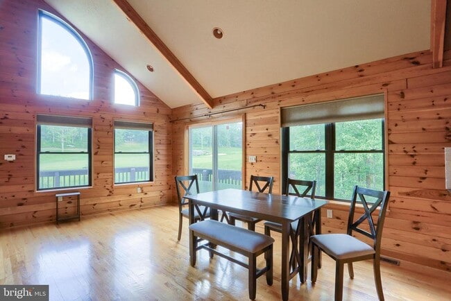 Building Photo - 125 Pebble Beach Dr