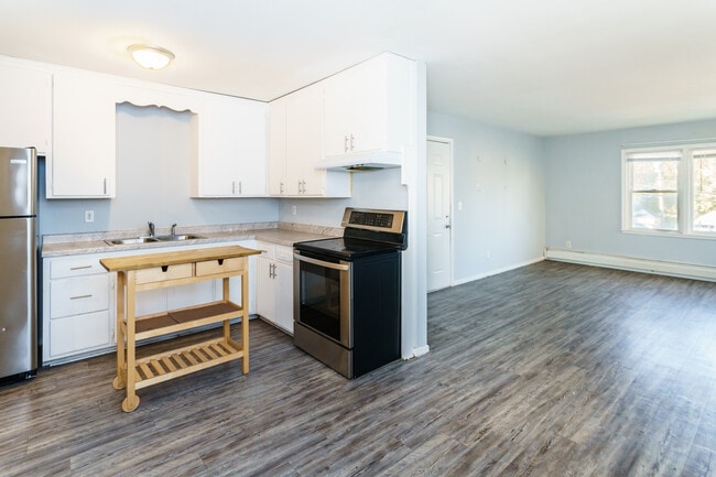 Building Photo - 1709 N 26th Ave