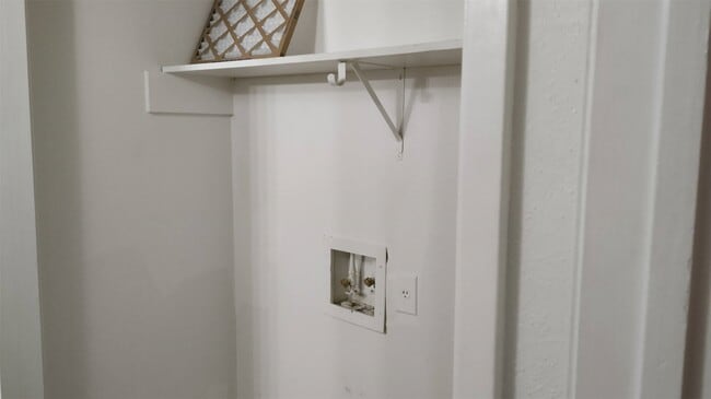 Building Photo - 16303 Lyons School Rd