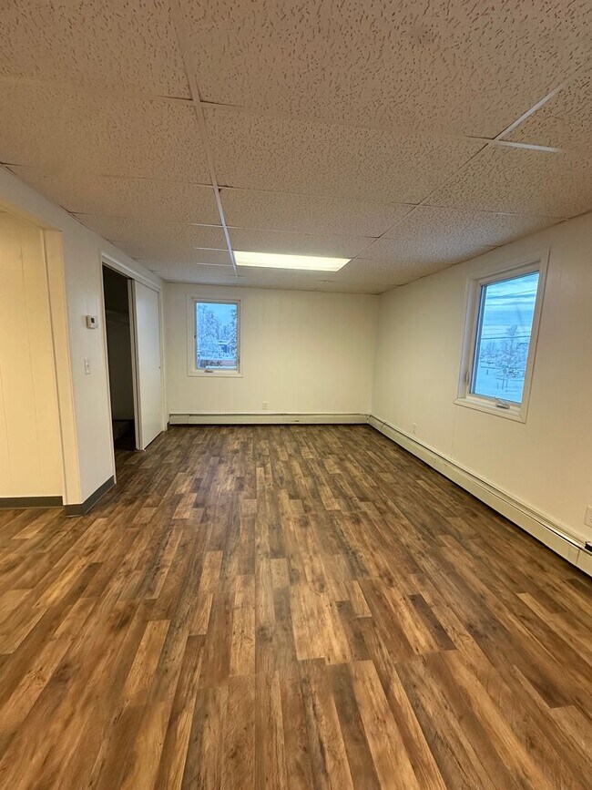 Building Photo - 1007 Aurora Dr