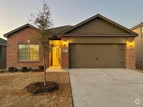 Building Photo - 316 Zimmet Dr