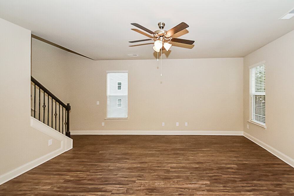 Building Photo - 279 Faron Dr