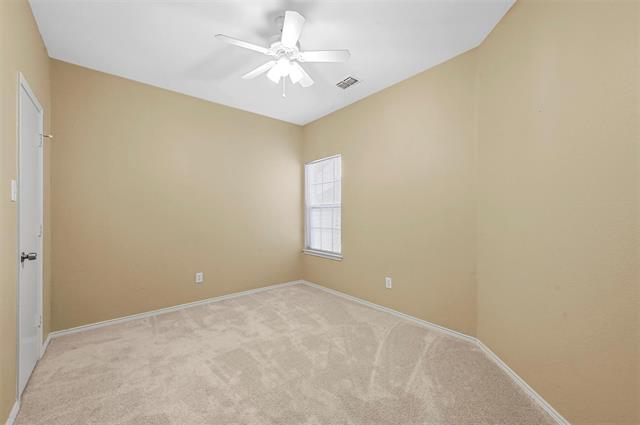 Building Photo - 9229 Chesapeake Ln