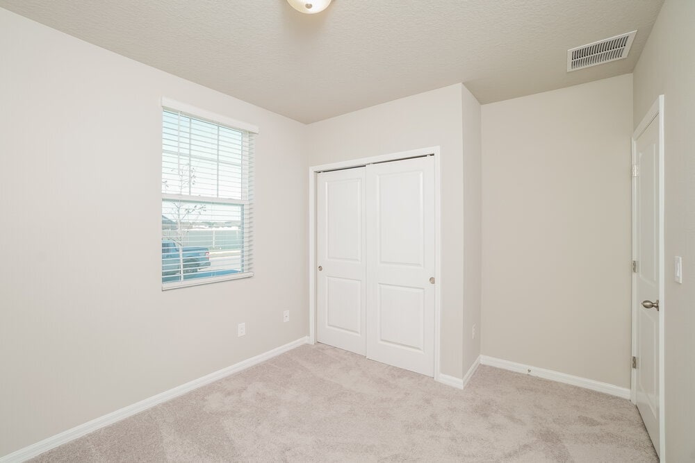 Building Photo - 38899 Harlow Rose Dr