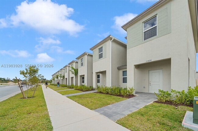 Building Photo - 33750 SW 194th Ct