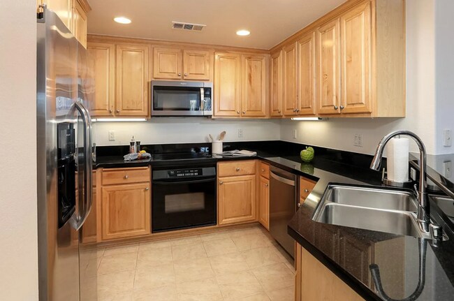 Building Photo - 1390 Saddle Rack St