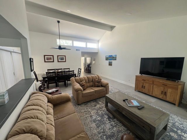 Building Photo - 68 El Toro Dr
