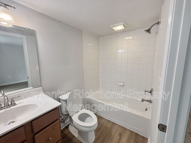 Building Photo - 1404 Whitehurst Way