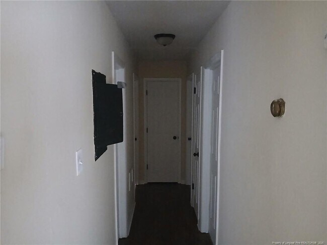Building Photo - 3934 Village Dr