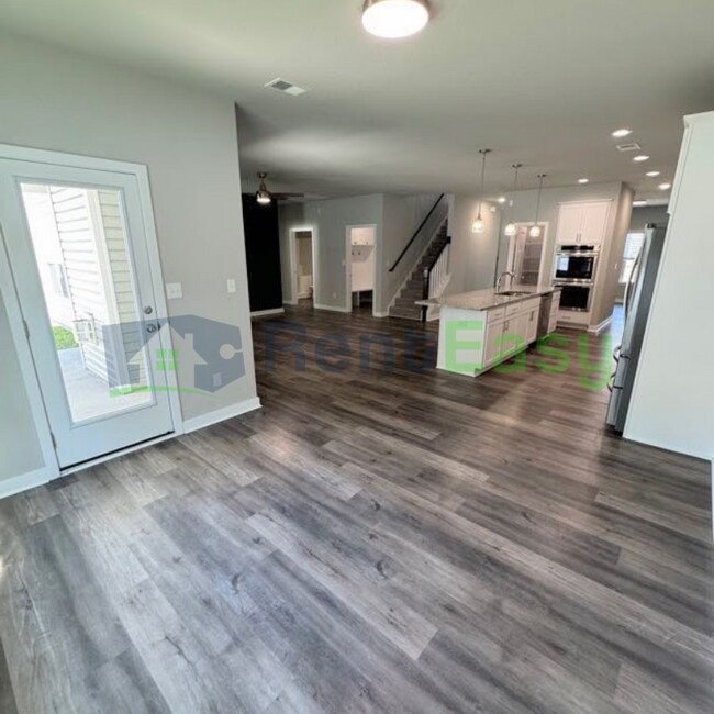 Building Photo - 3829 Longhill Arch