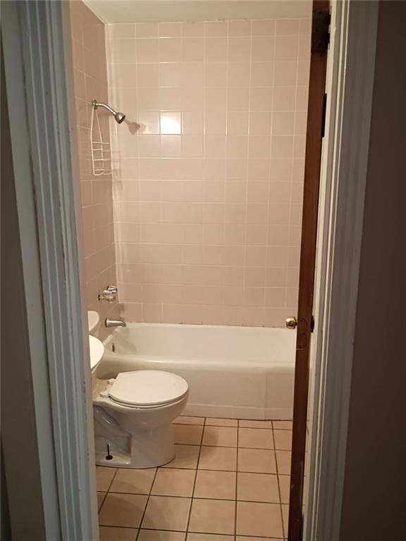 Building Photo - 6462 Stuardi Ct