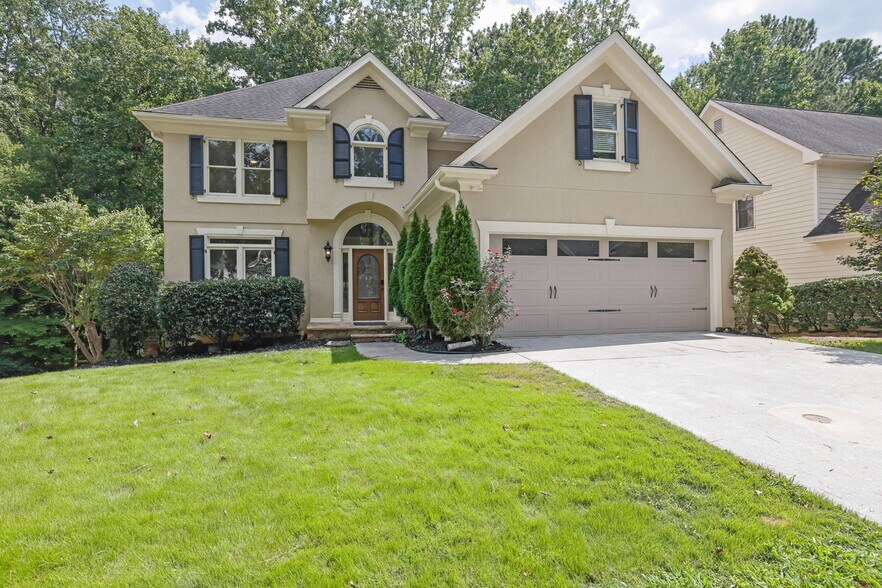 Primary Photo - 230 Graystone Way