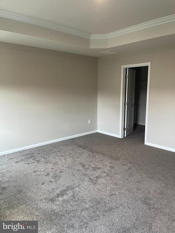 Building Photo - 331 S Parkway Dr