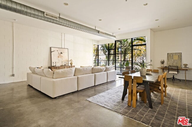 Building Photo - 1534 17th St